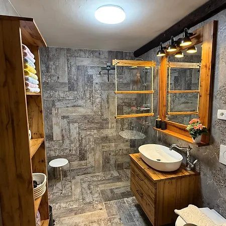 Kuca Za Odmor Gaetana Semesterbostad Permani